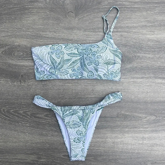 Rip Curl Rio Floral One Should Crop & Skimpy Coverage Bottoms, teal - Picture 2 of 16